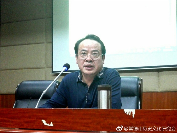 军旅作家李清明受聘湖南文理学院客座教授并讲座
